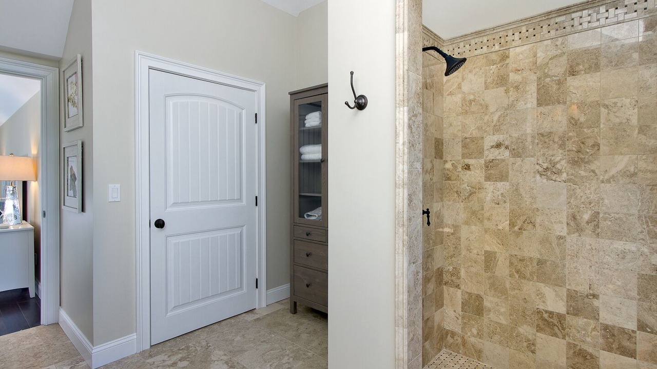 Photo of Bathroom in Pond Cove