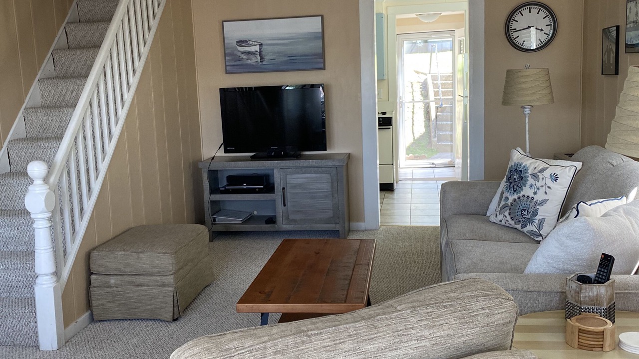 Photo of Livingroom in Lakewood