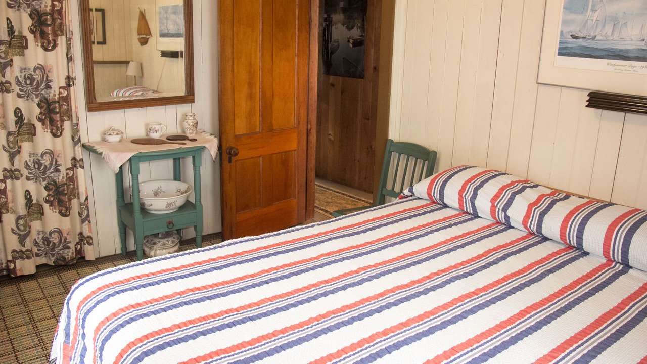 Photo of Bedroom in Bayville