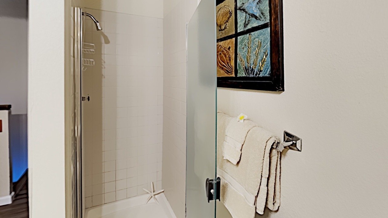 Photo of Bathroom in Maalaea