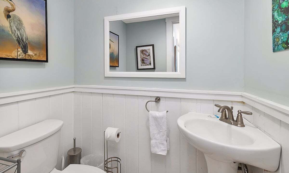 Photo of Bathroom in Saint Simons Island