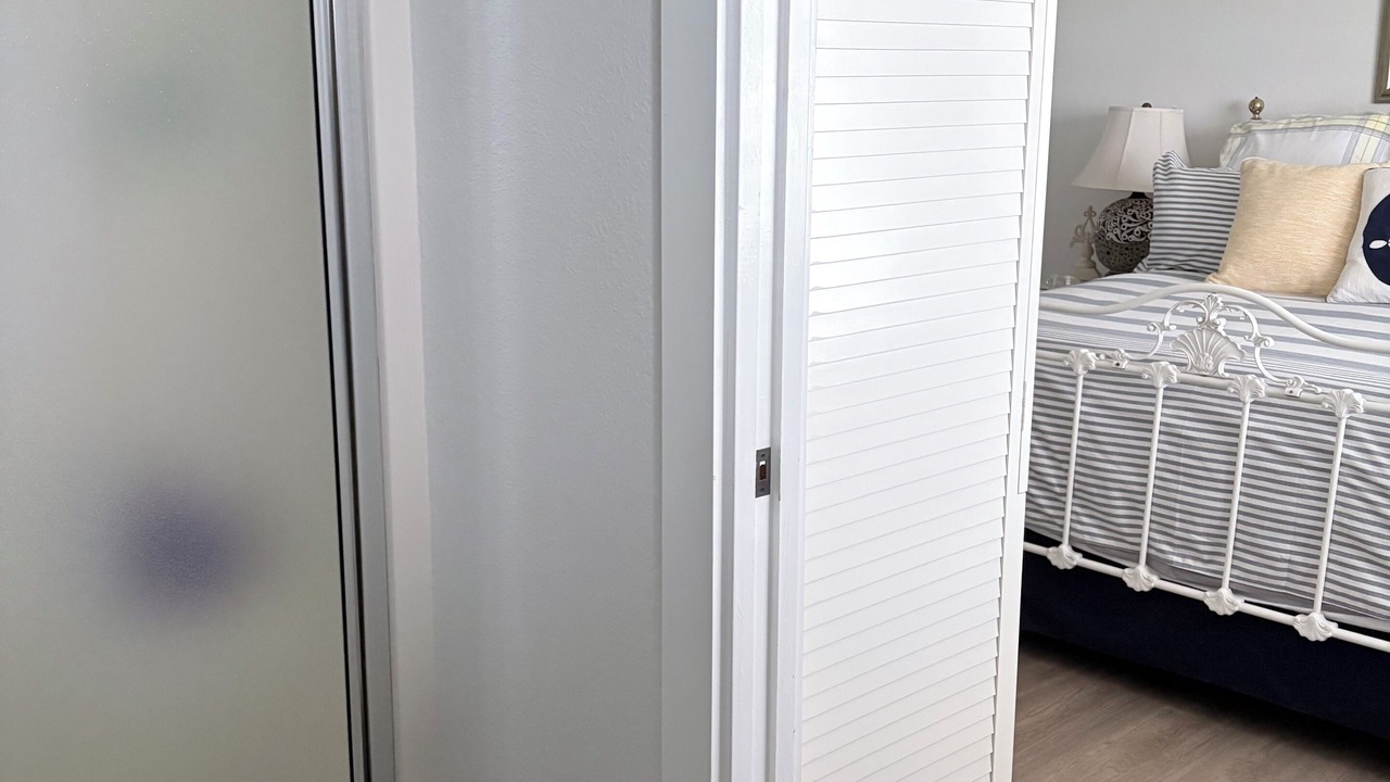Photo of Bedroom in City-by-the Sea
