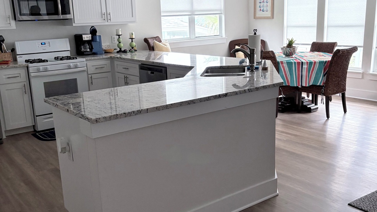 Photo of Kitchen in City-by-the Sea