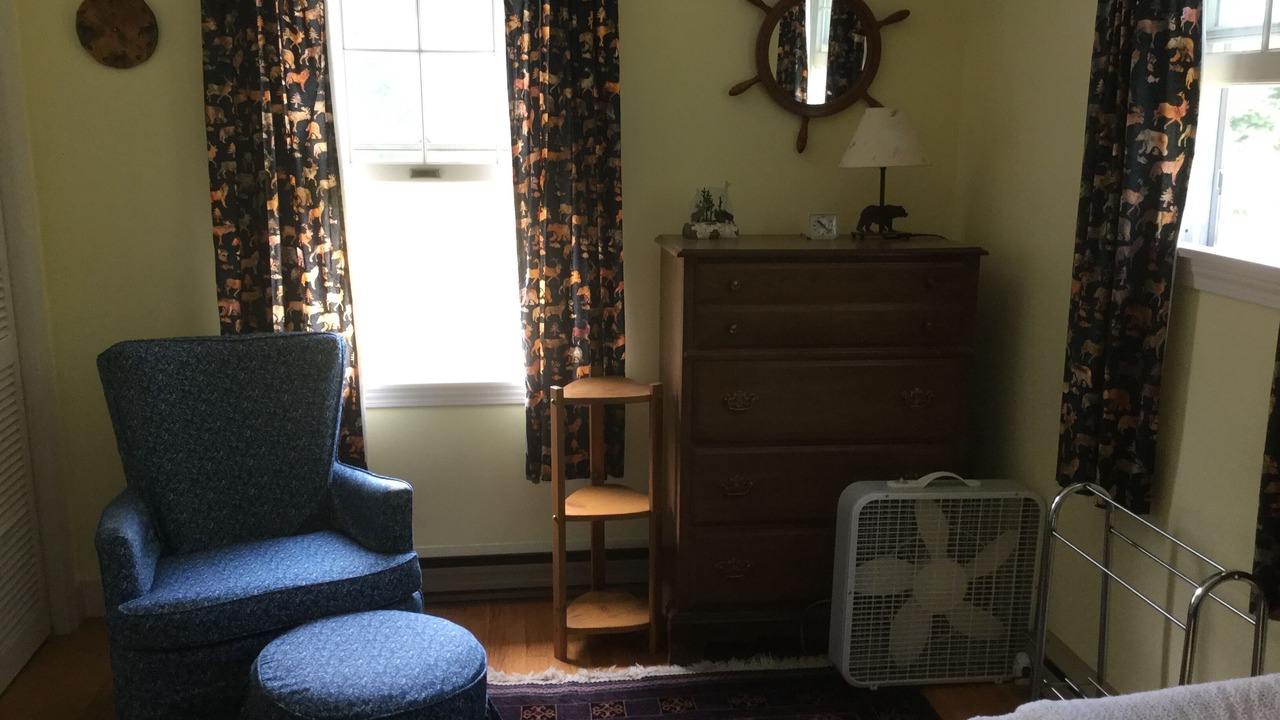 Photo of Bathroom in New Harbor