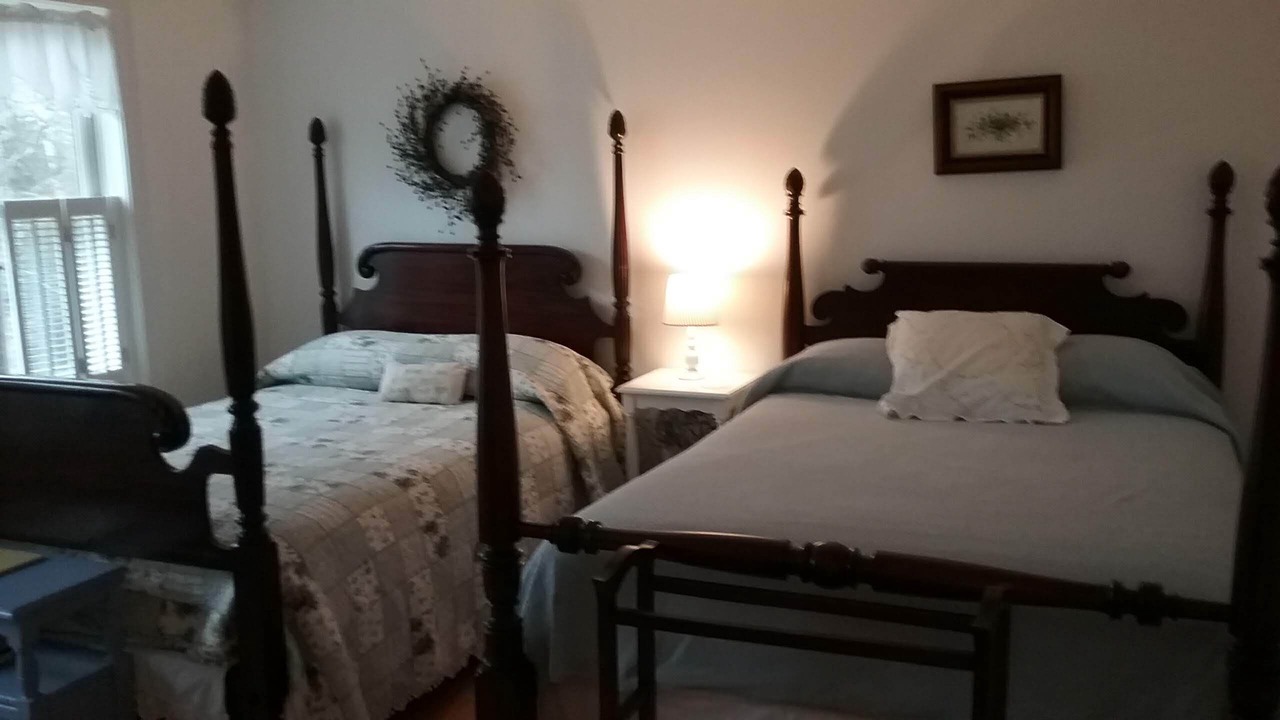 Photo of Bedroom in Lamoine