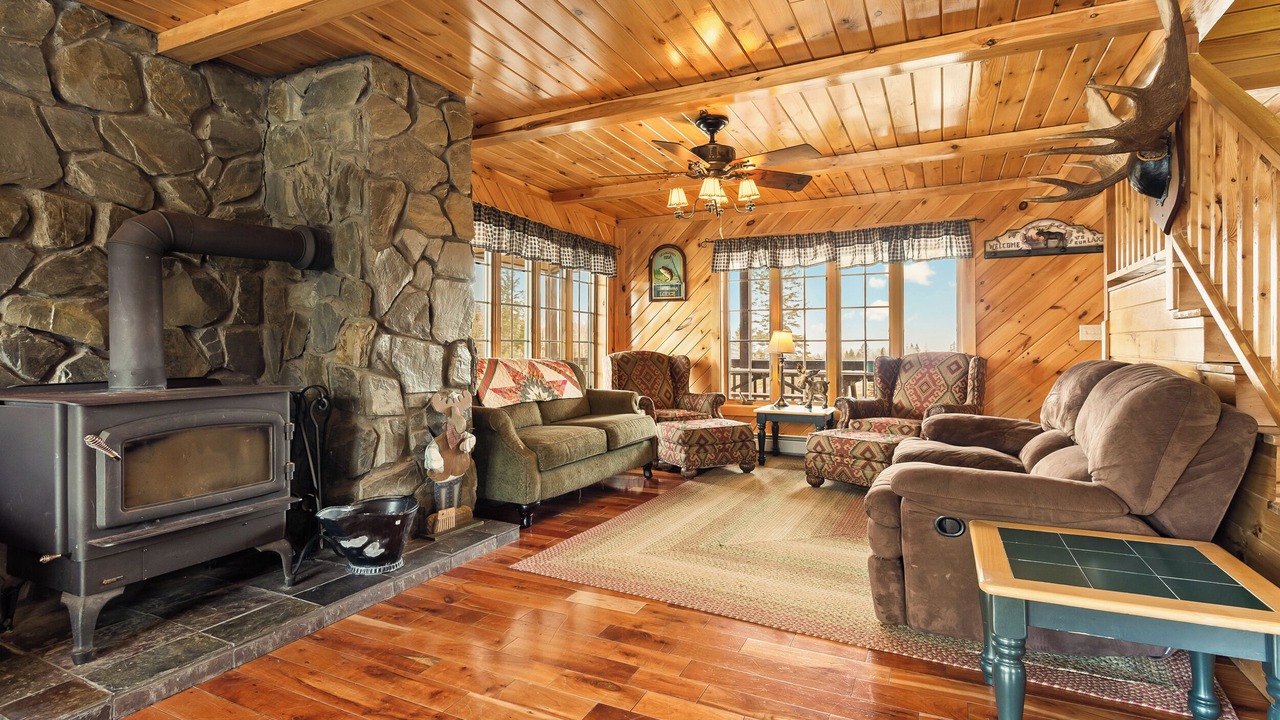 Photo of Livingroom in Rangeley