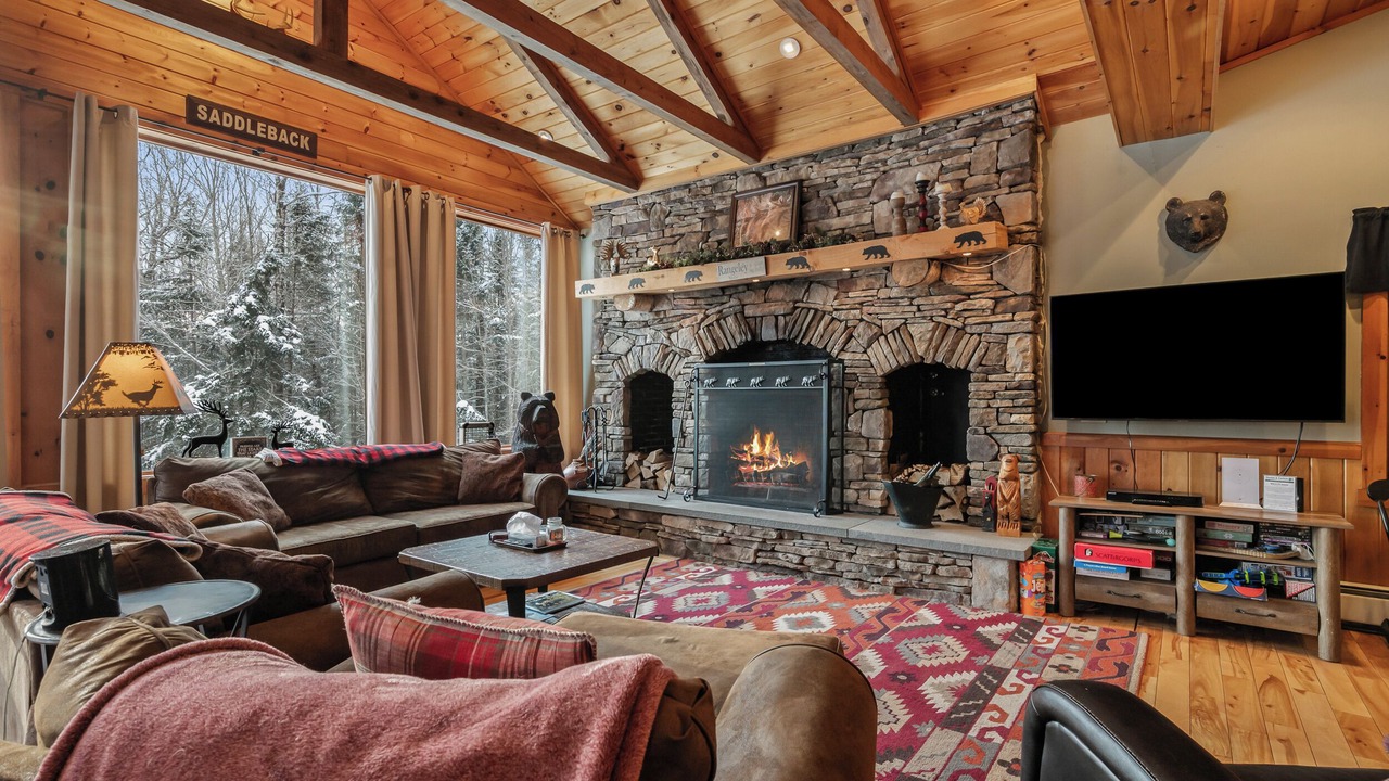 Photo of Livingroom in Rangeley
