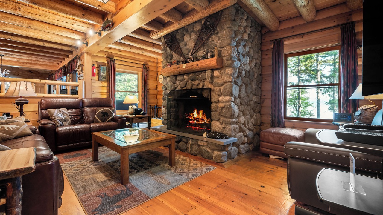 Photo of Livingroom in Rangeley Plantation