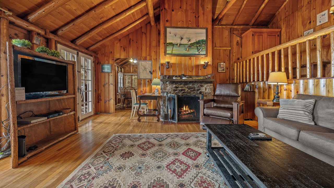 Photo of Livingroom in Rangeley