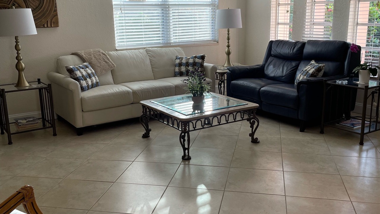 Photo of Livingroom in Naples Park