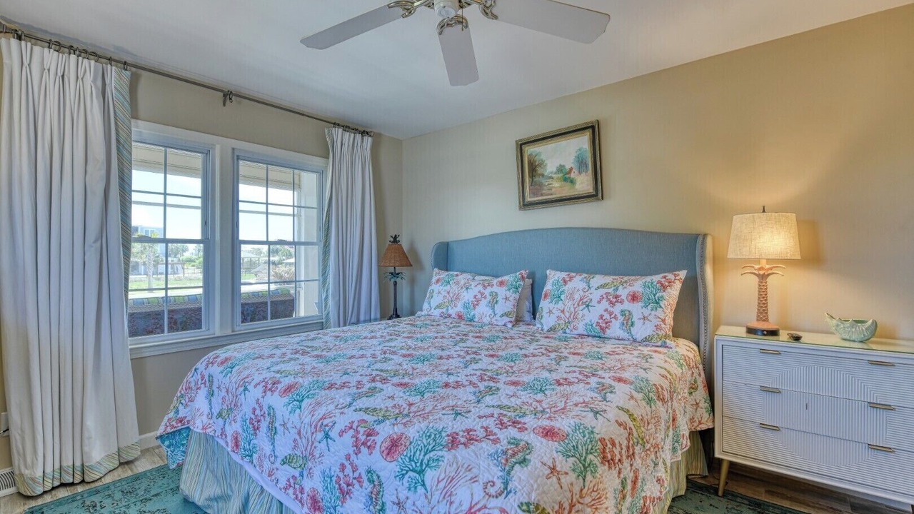 Photo of Bedroom in Inlet Harbour