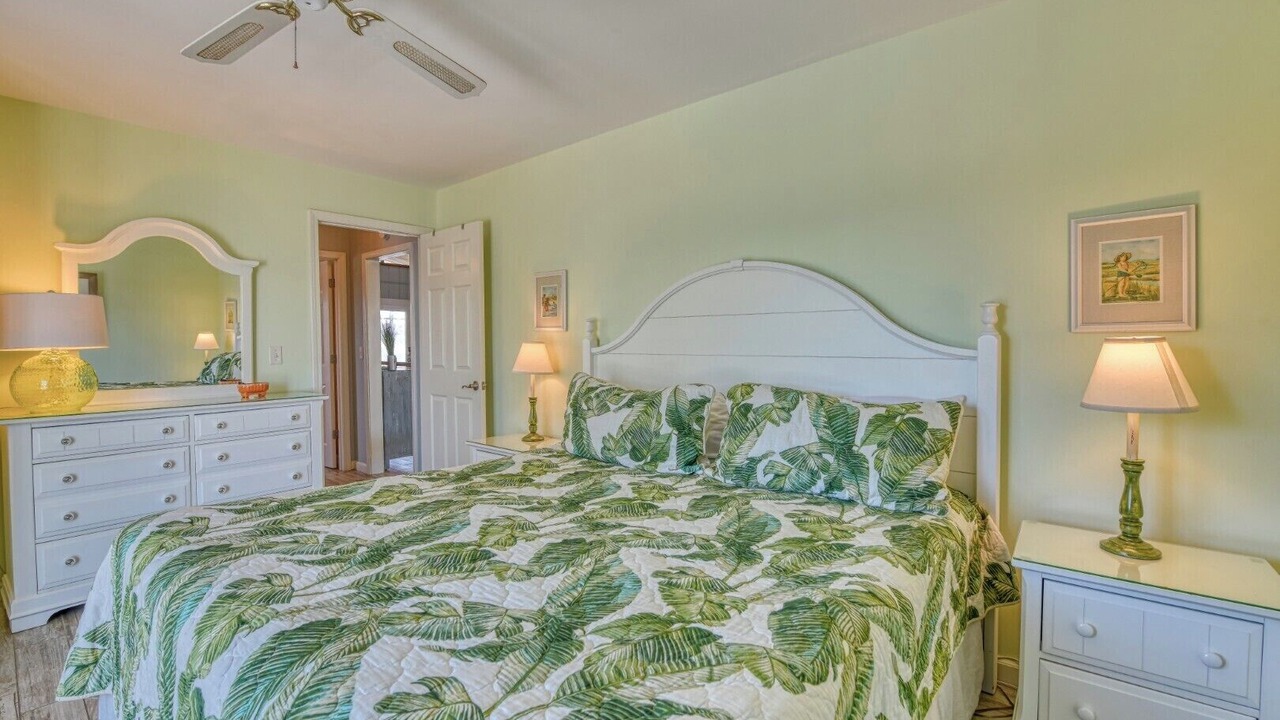 Photo of Bedroom in Inlet Harbour