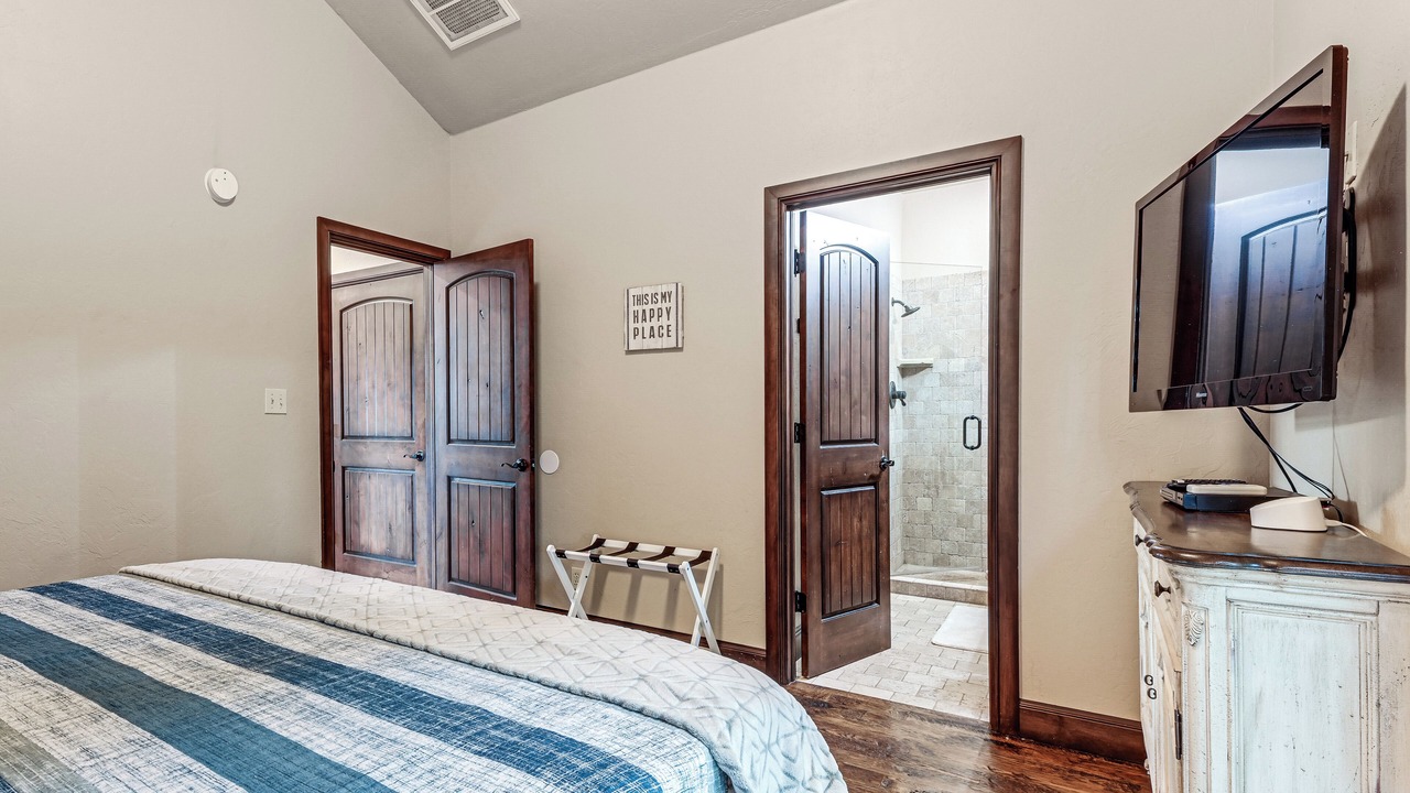 Photo of Bedroom in Kingston