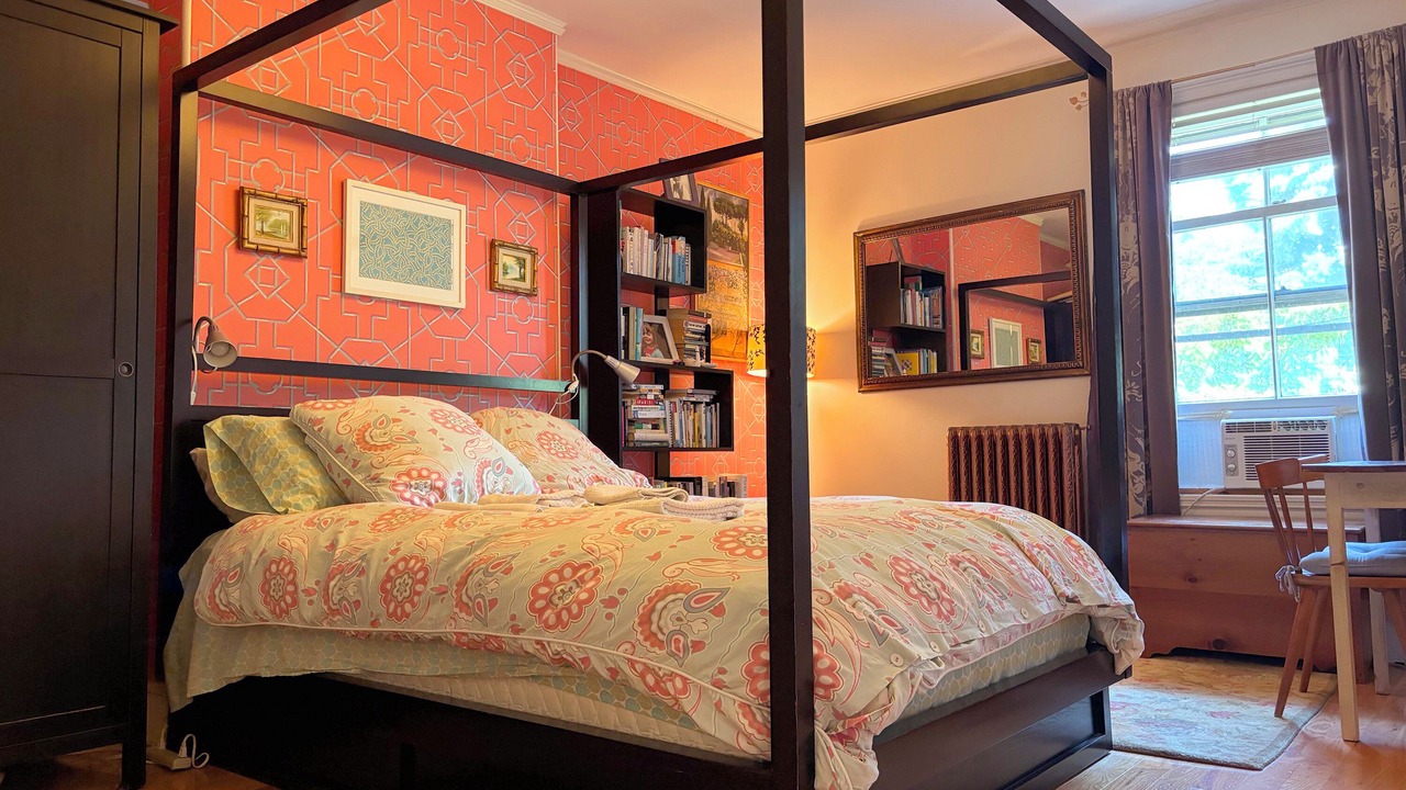Photo of Bedroom in West End