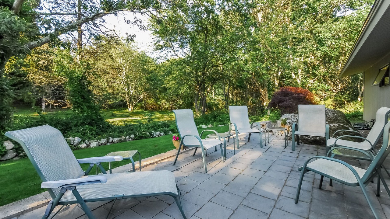 Photo of Patio Balcony in Matunuck