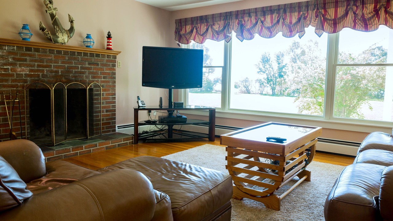 Photo of Livingroom in Glen Cove