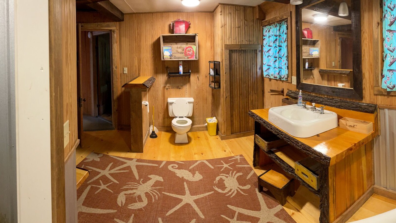 Photo of Bathroom in Kents Hill