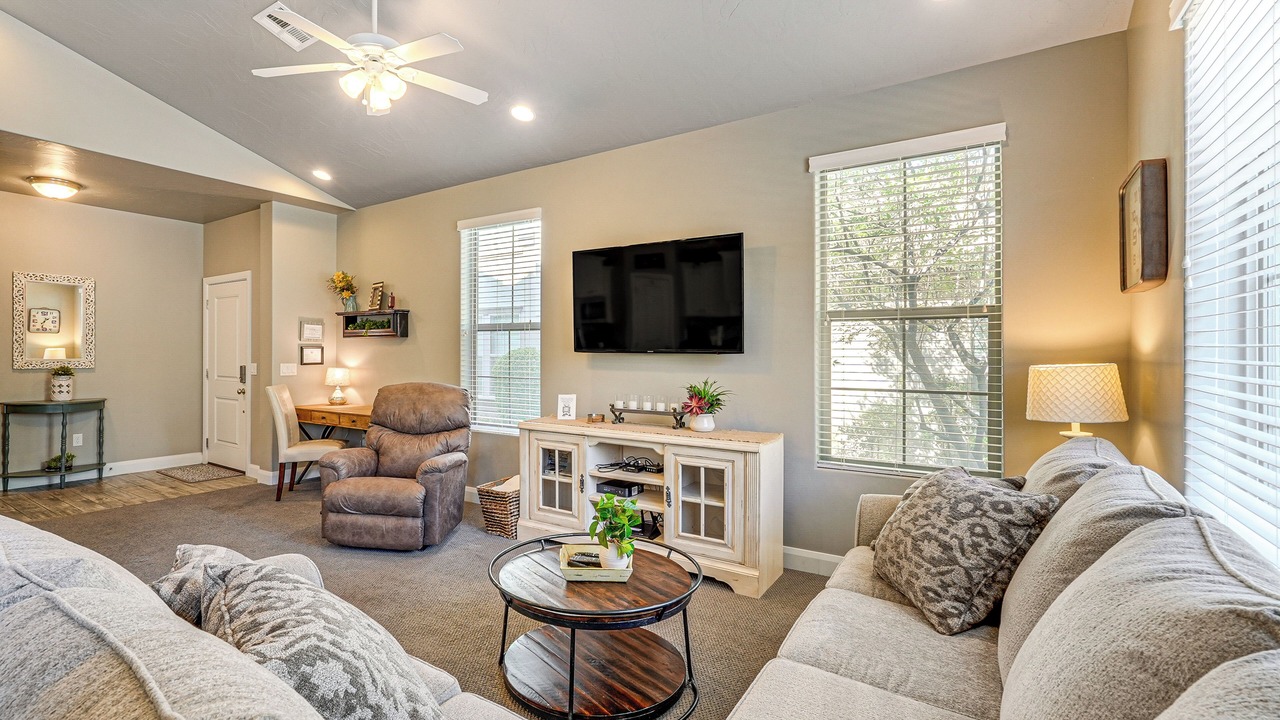 Photo of Livingroom in Sienna Hills