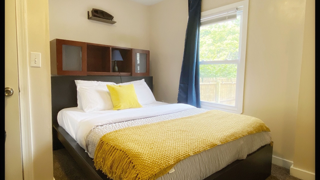 Photo of Bedroom in West End