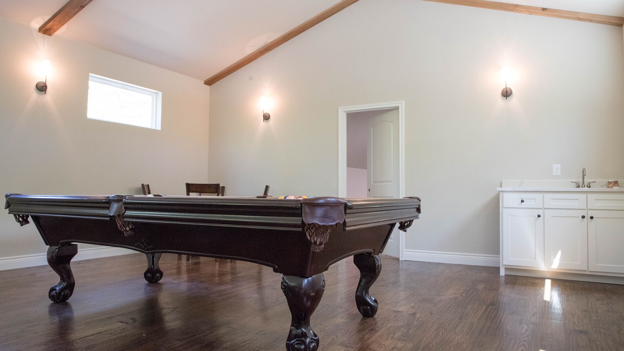 Photo of Bedroom in Quinlan