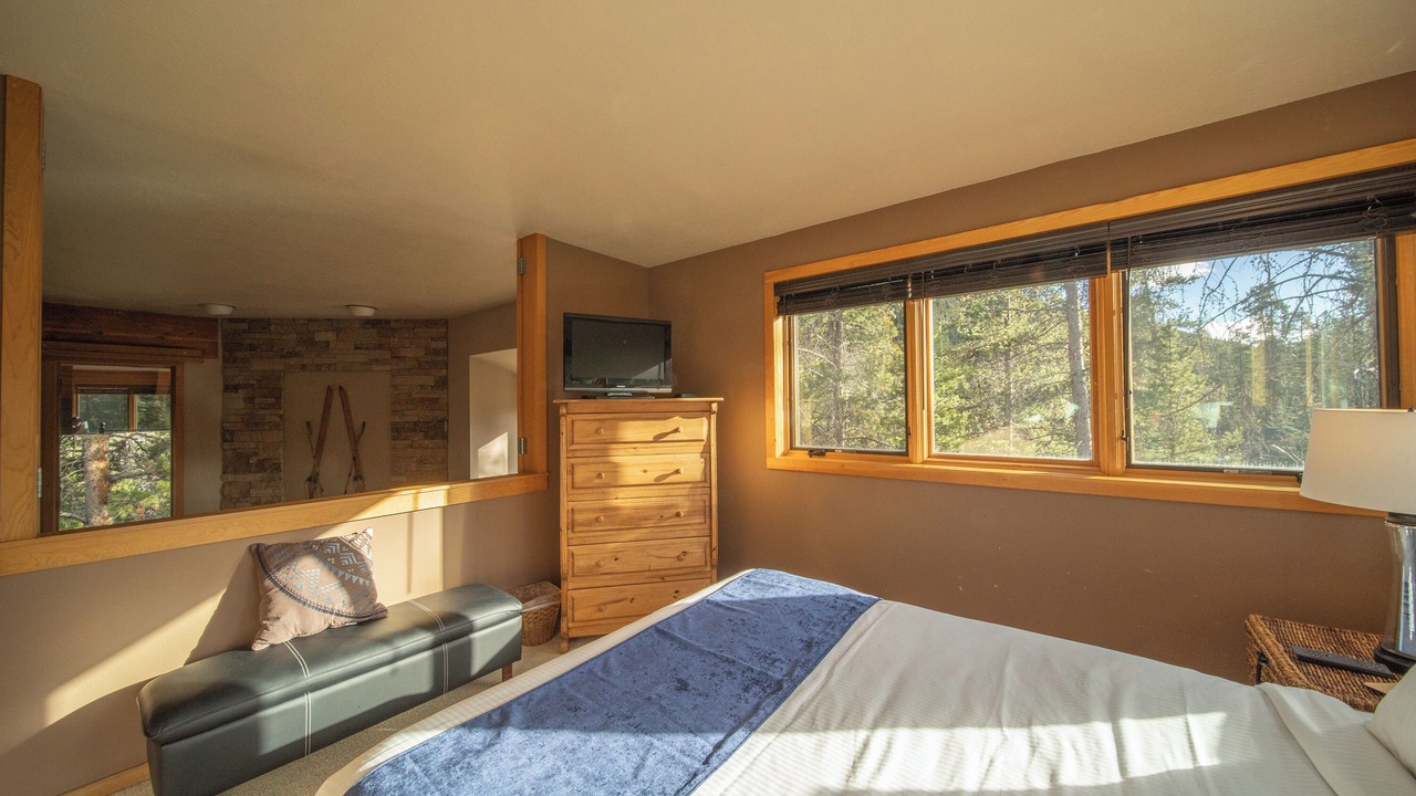Photo of Others in Keystone