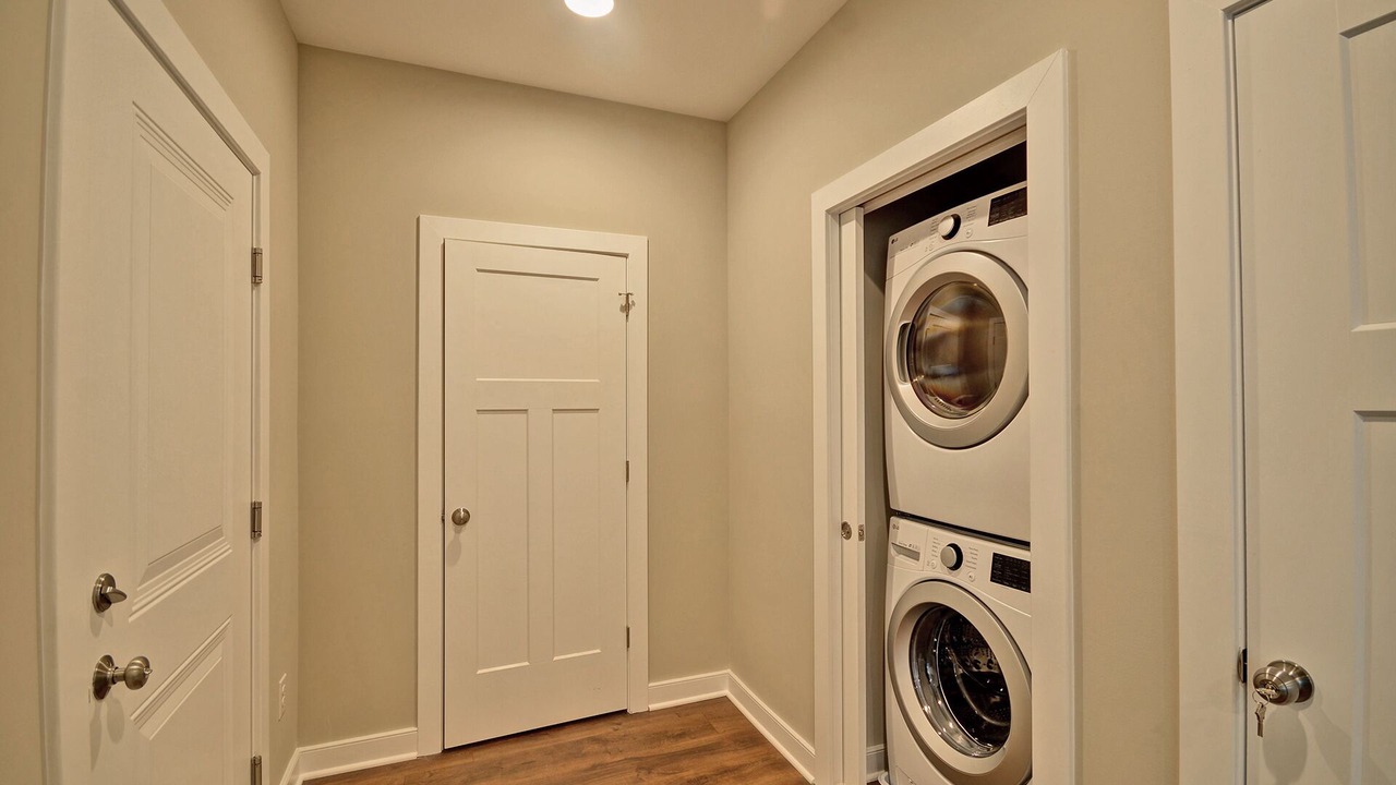 Photo of Bedroom in Savannah's Landing