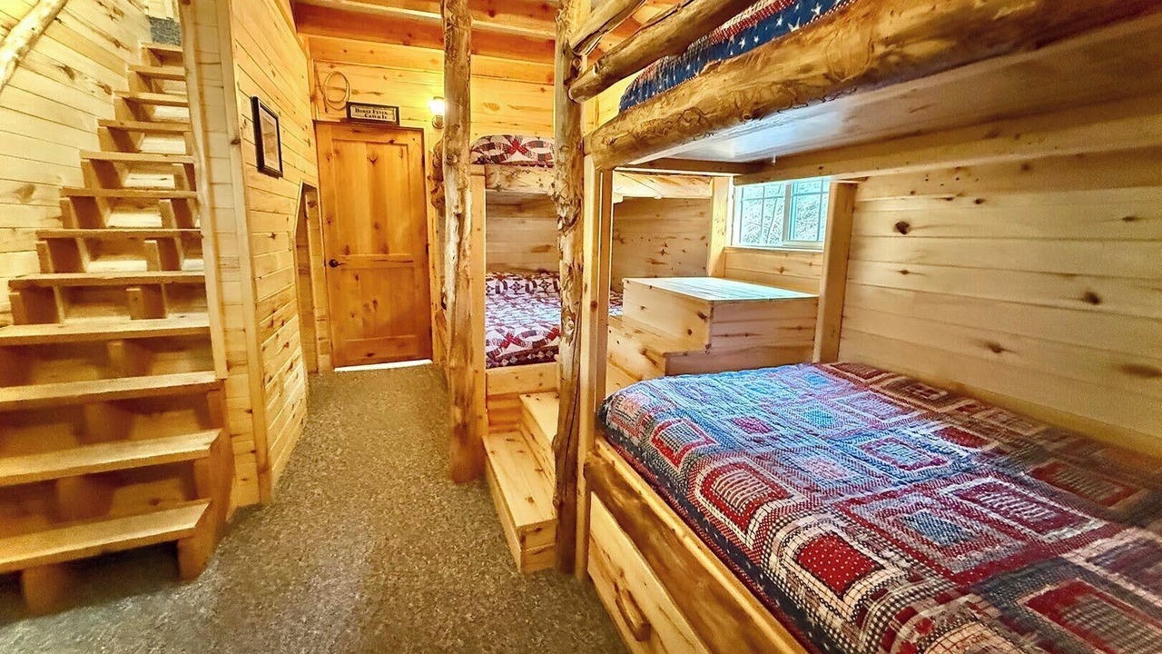 Photo of Bedroom in Glendale