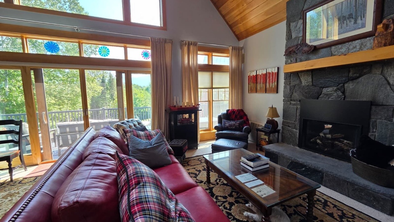 Photo of Livingroom in Carroll