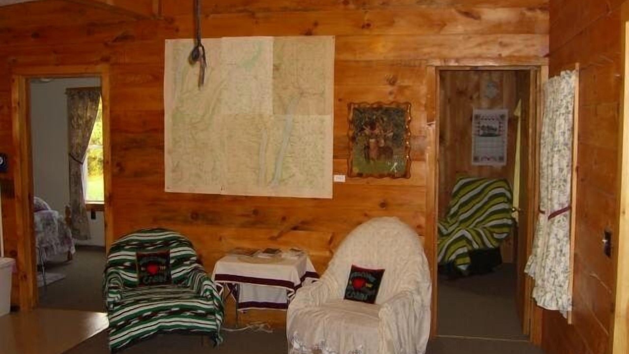 Photo of Livingroom in Penn Yan