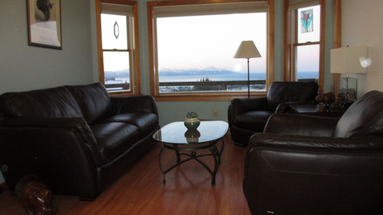 Photo of Livingroom in Diamond Ridge