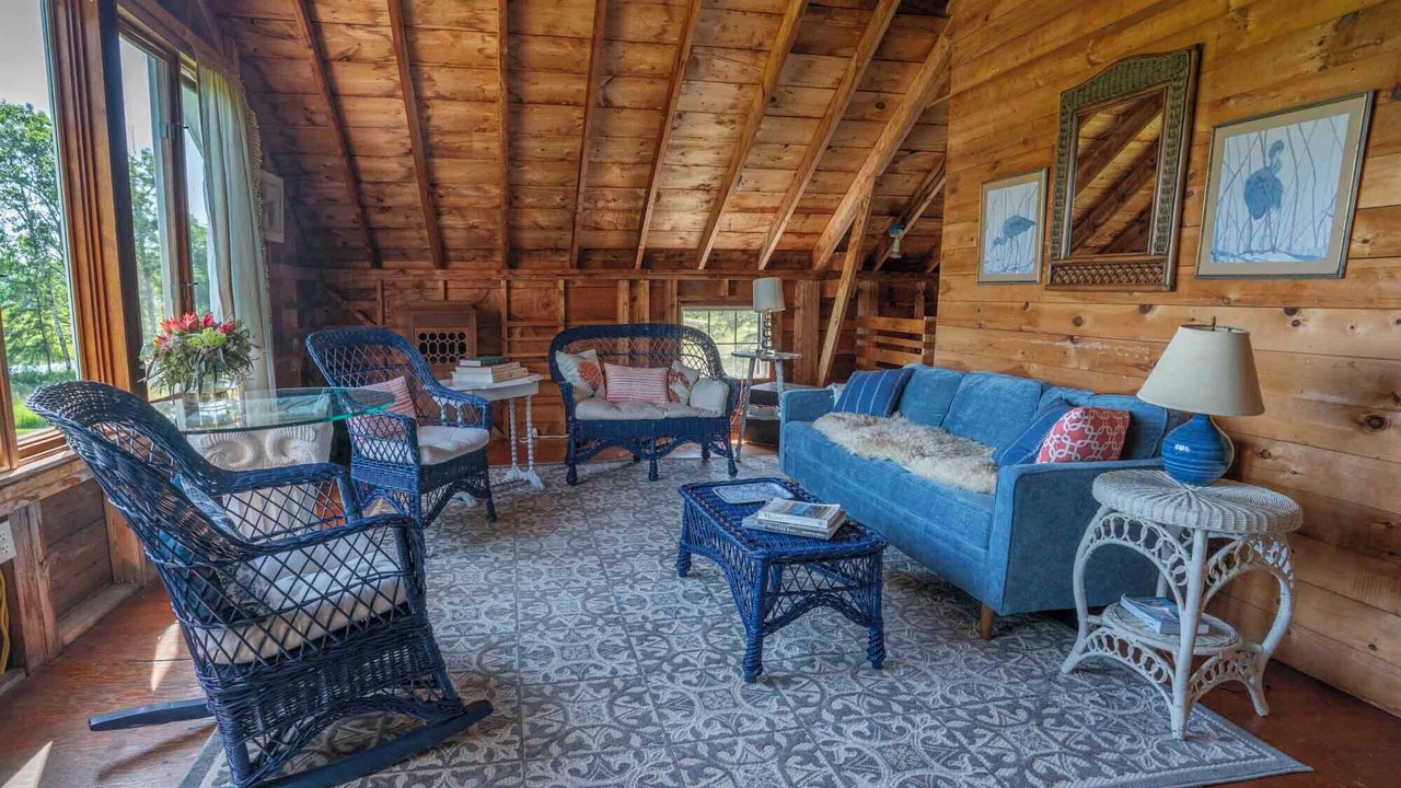 Photo of Livingroom in Brooksville