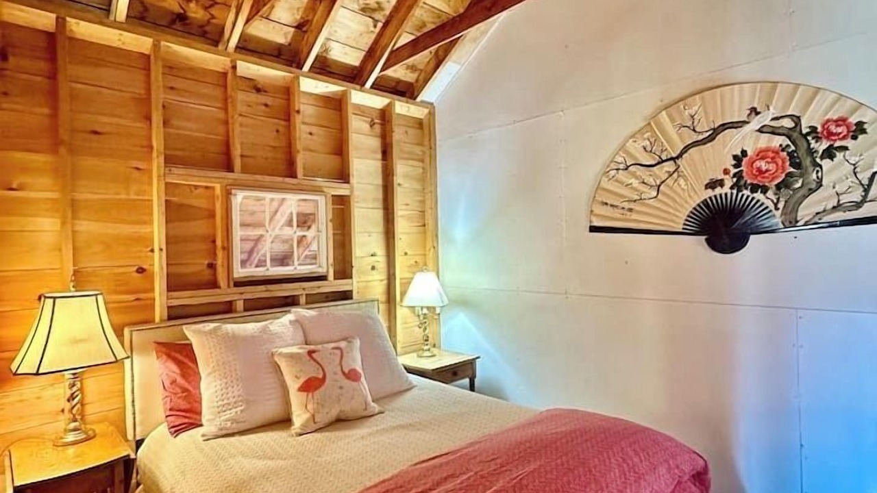 Photo of Bedroom in Brooksville