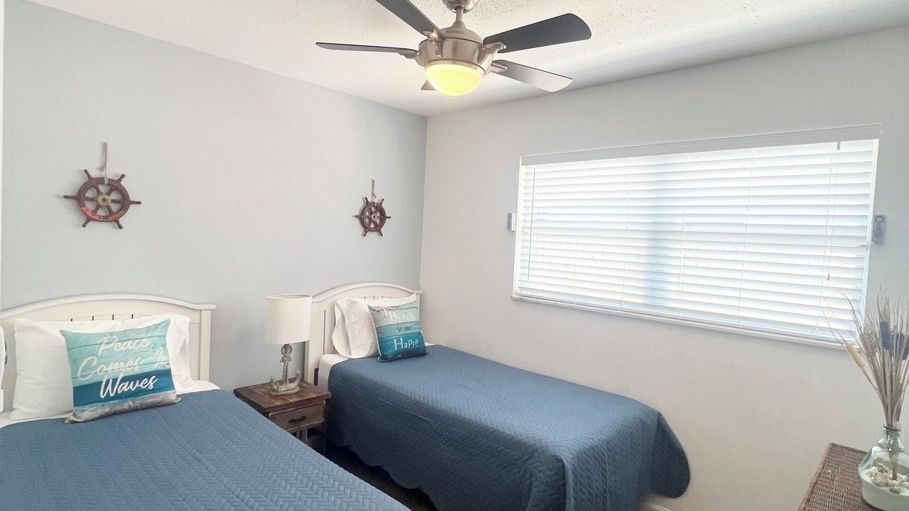 Photo of Bedroom in Naples Park