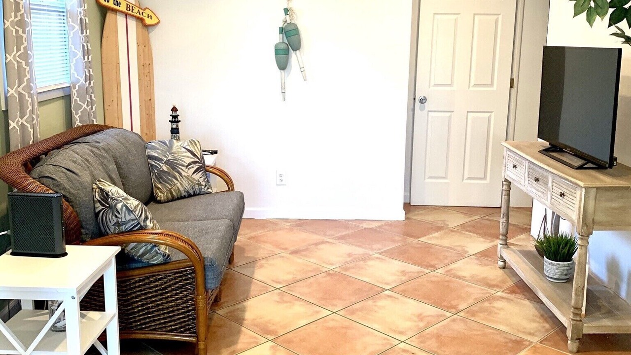 Photo of Livingroom in Naples Park