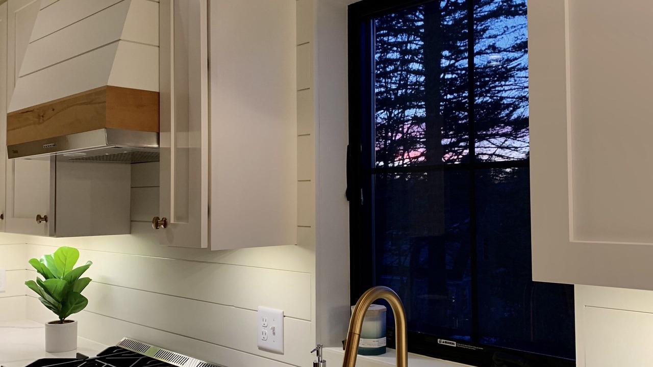 Photo of Kitchen in Loveitts Field