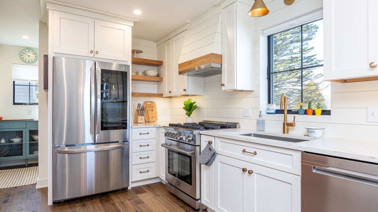 Photo of Kitchen in Loveitts Field