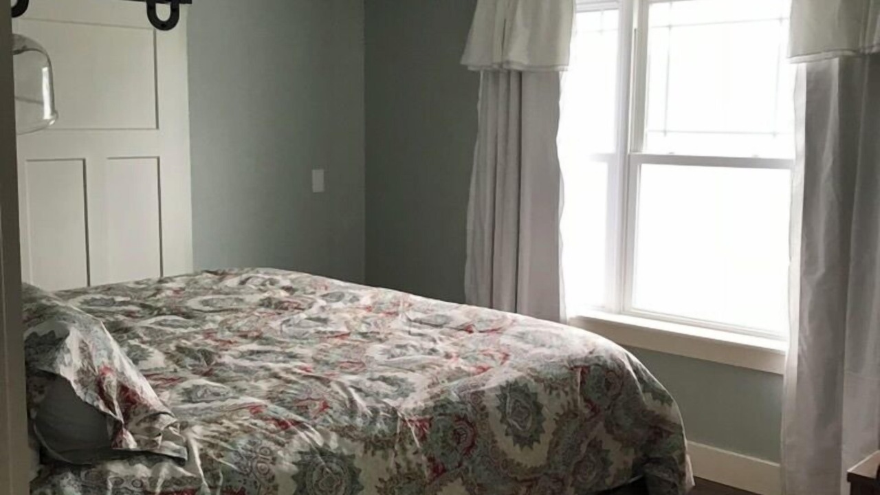 Photo of Bedroom in Hammondsport