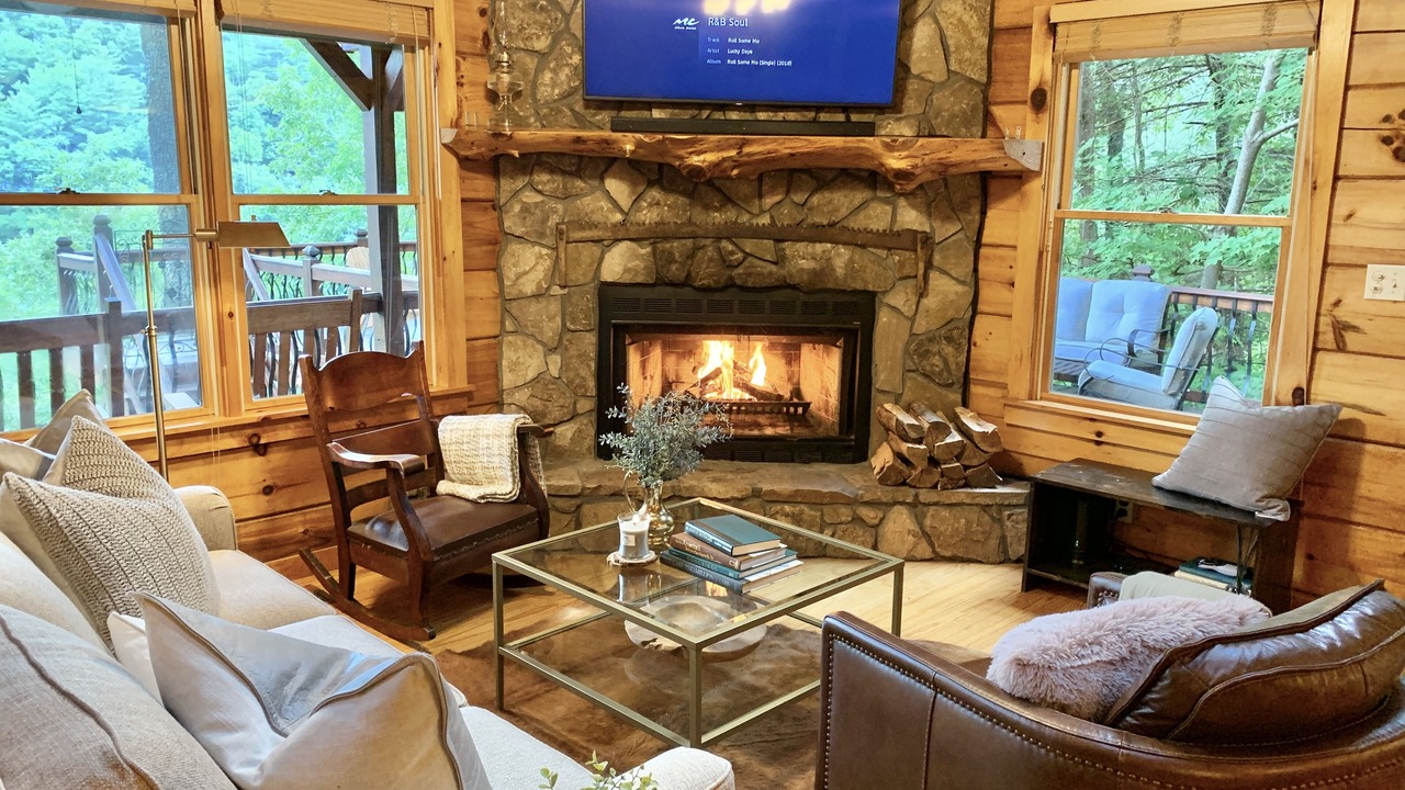 Photo of Livingroom in Hidden Lake