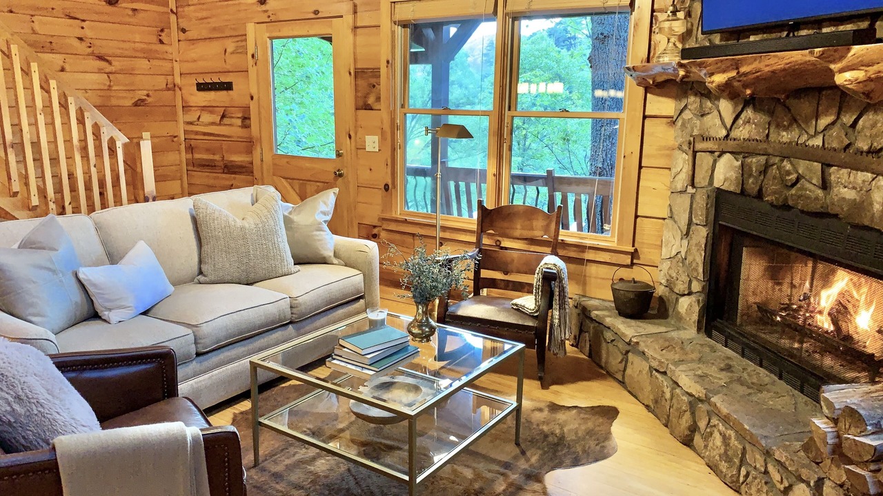 Photo of Livingroom in Hidden Lake