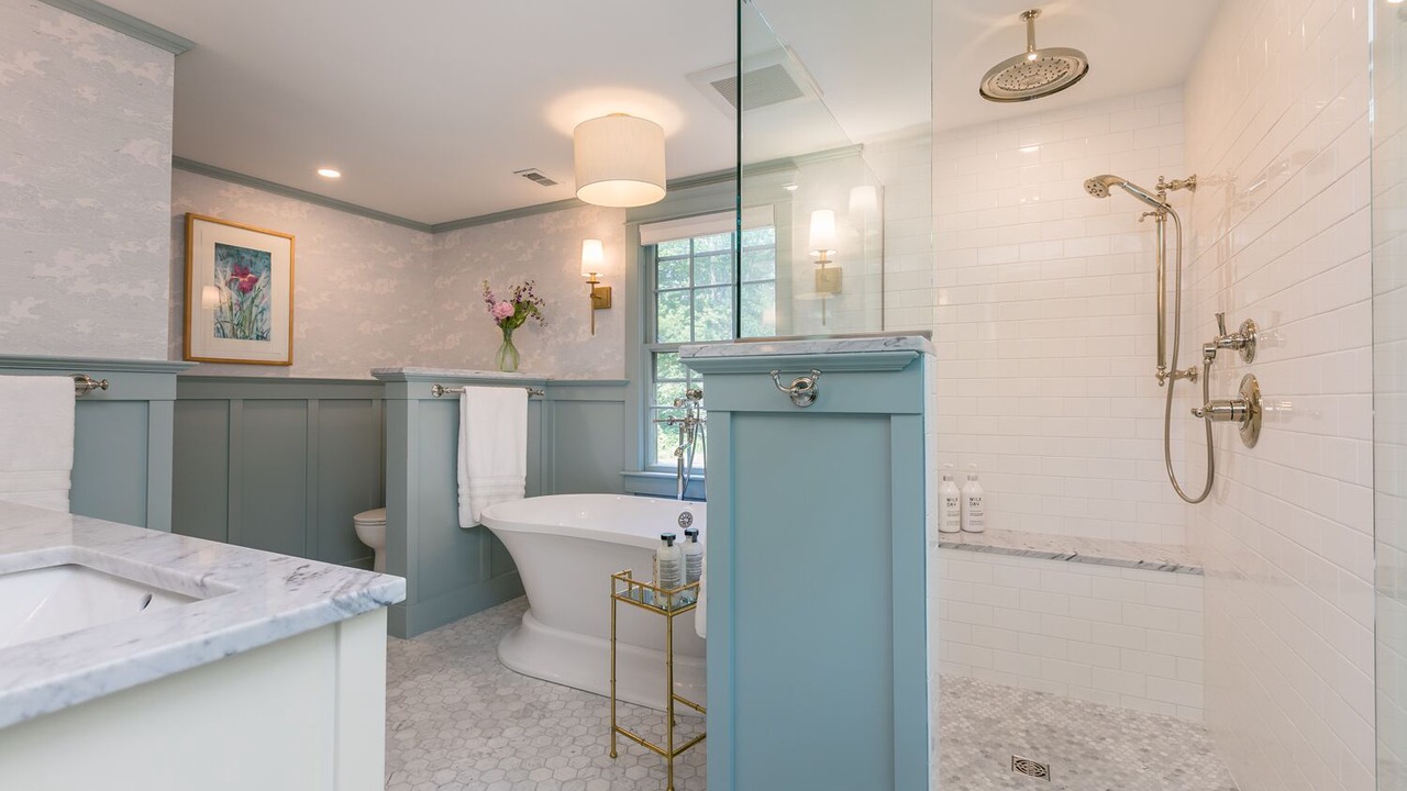 Photo of Bathroom in Pond Cove