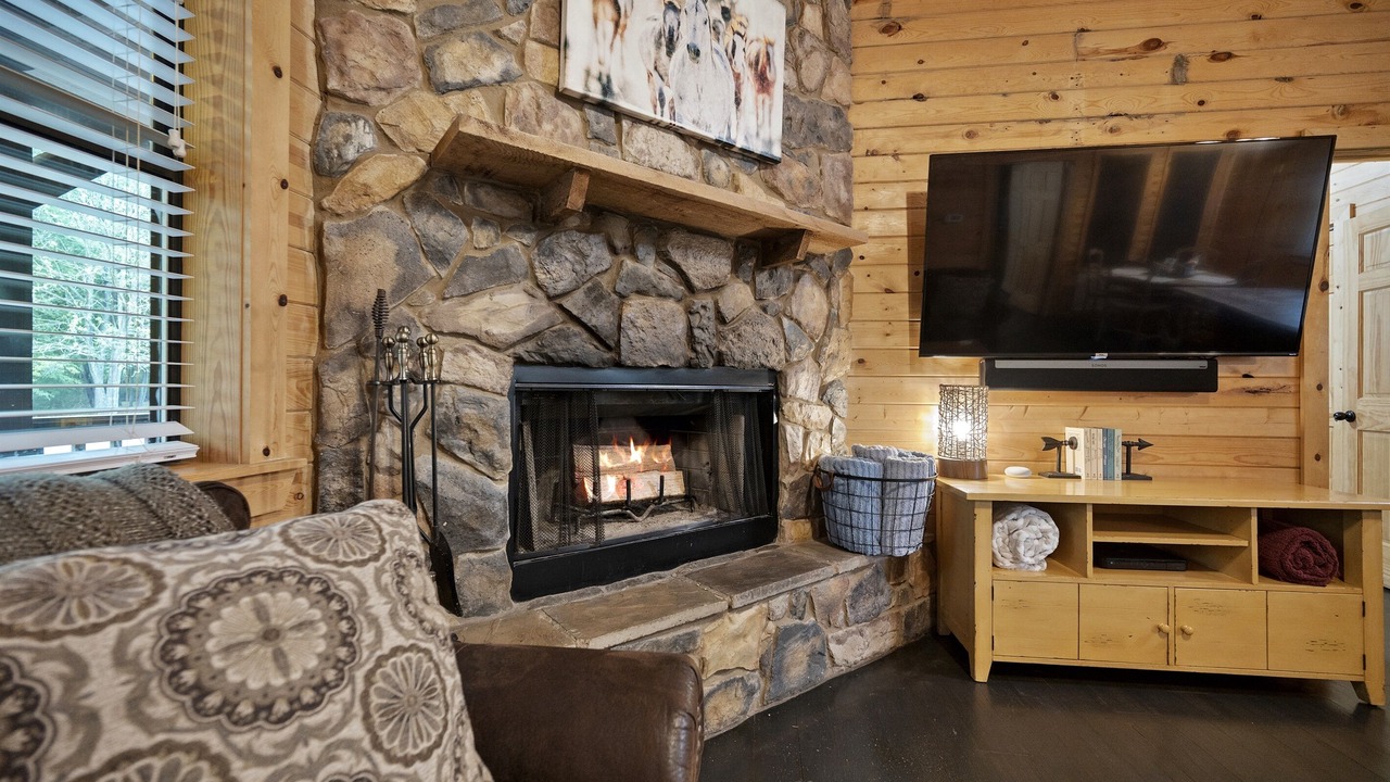 Photo of Livingroom in Broken Bow
