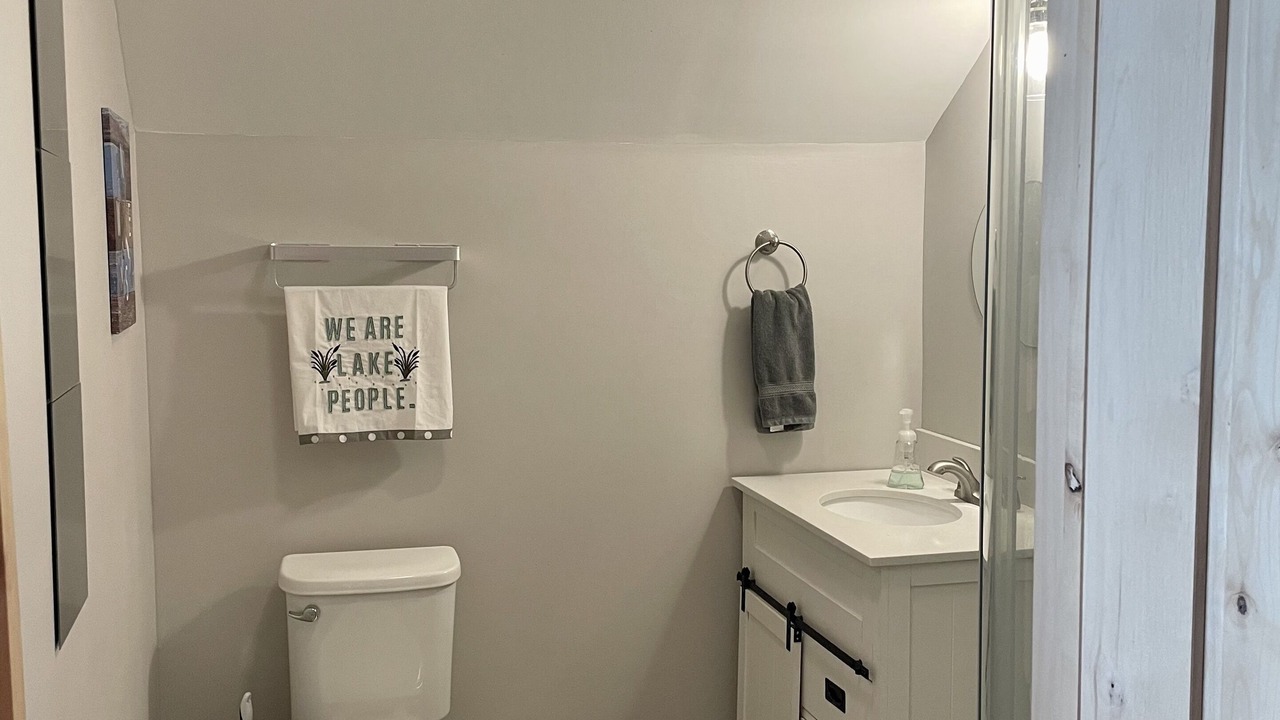 Photo of Bathroom in Roxbury