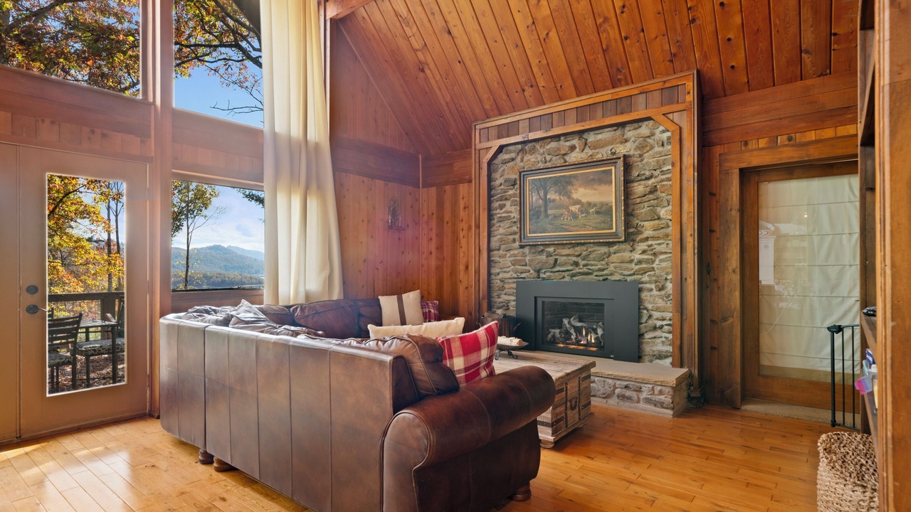 Photo of Livingroom in Hayesville