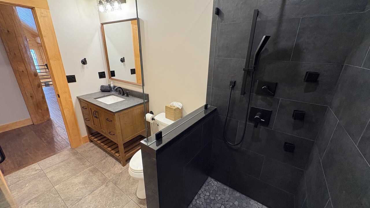 Photo of Bathroom in Center Conway