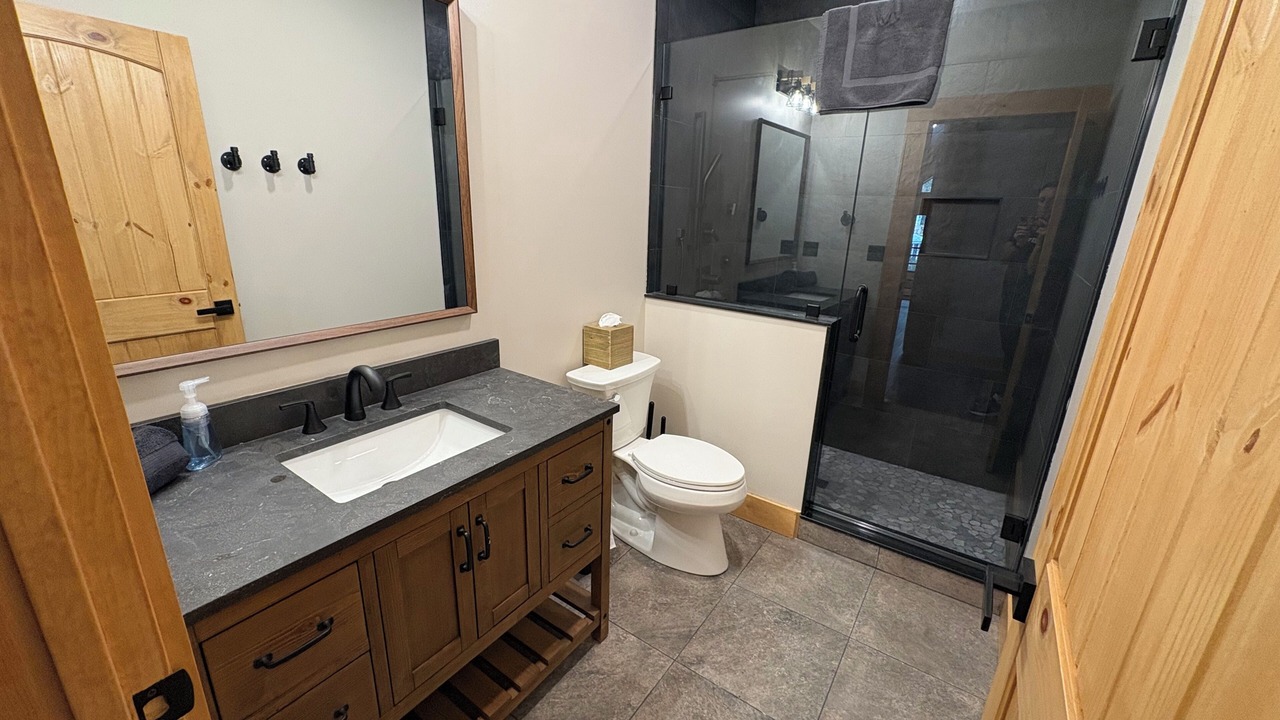 Photo of Bathroom in Center Conway