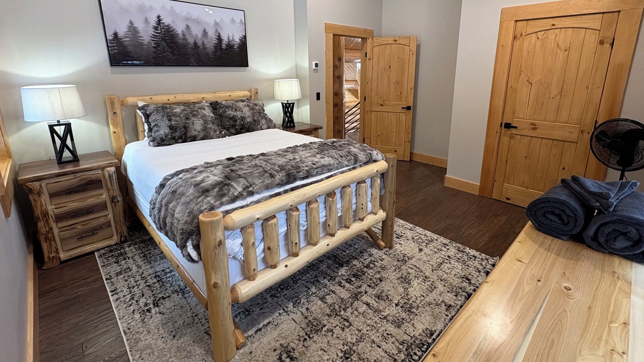 Photo of Bedroom in Center Conway