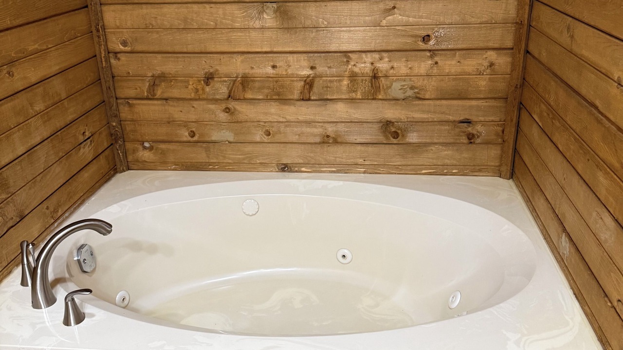Photo of Bathroom in Holly Lake Ranch