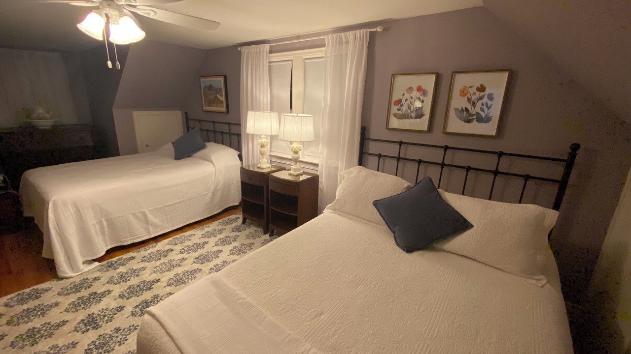 Photo of Bedroom in Jamestown