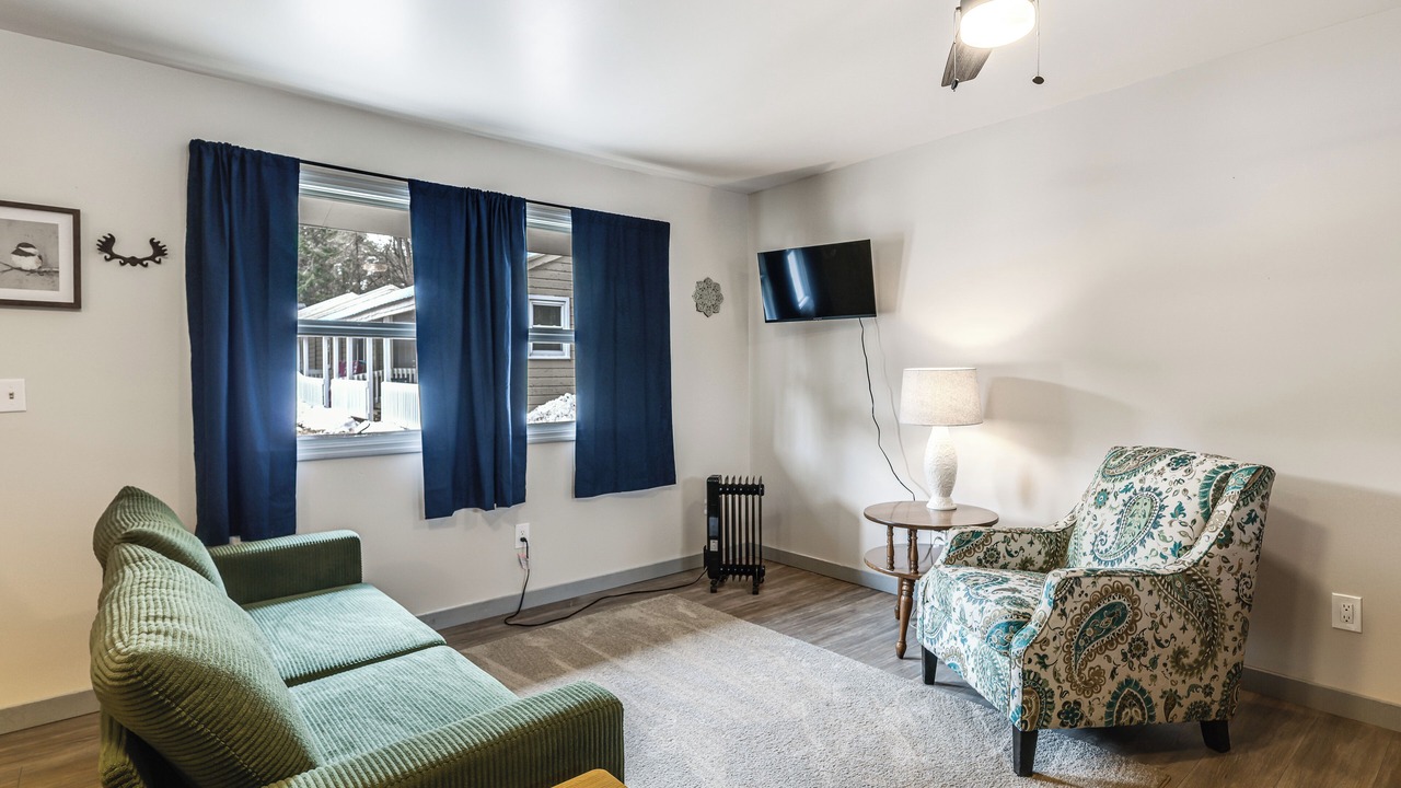 Photo of Livingroom in Schroon Lake