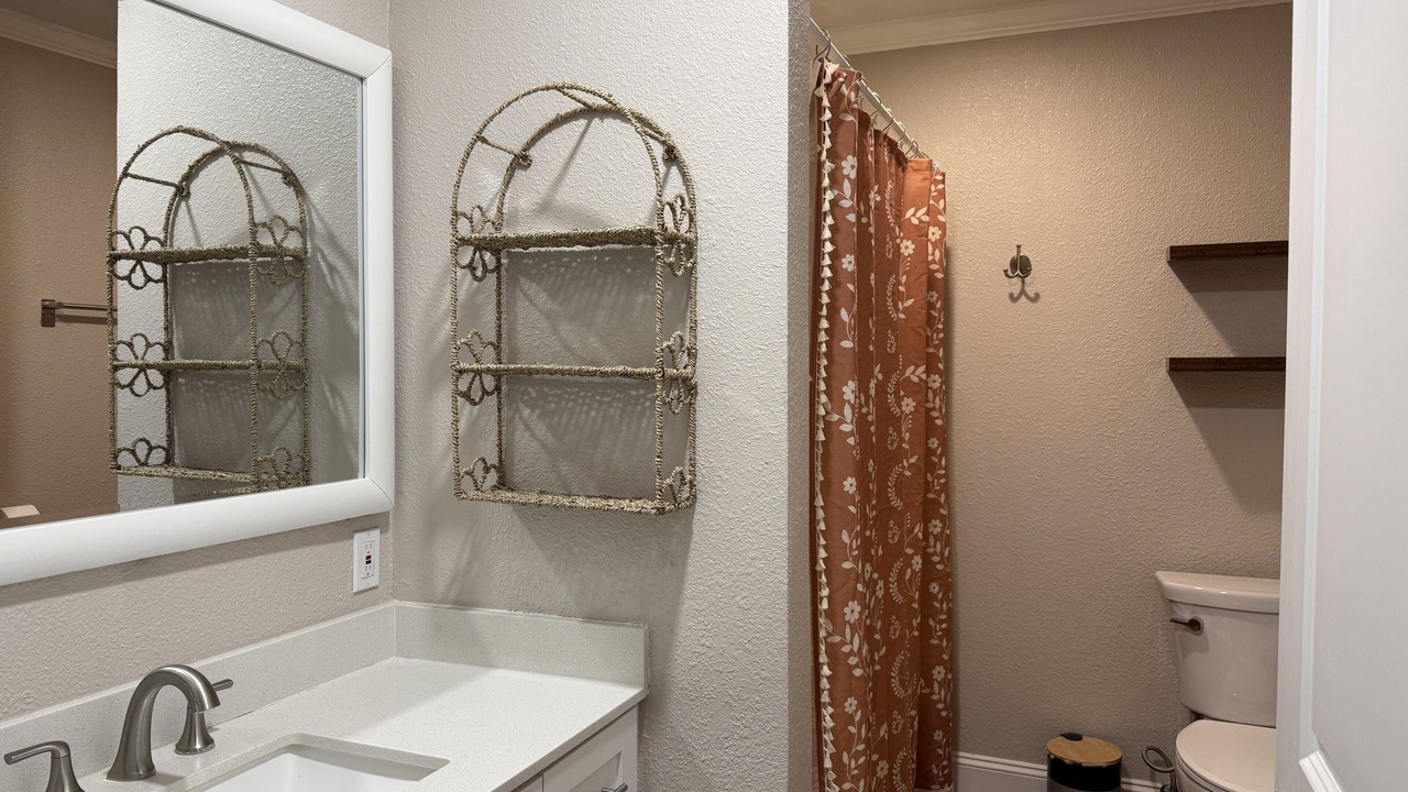 Photo of Bathroom in South Side